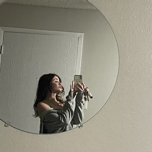 Meet your Posher, Destiny